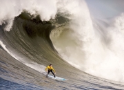 开云体育入口-里昂关键战突围美国，维尼修斯稳定输出不掉线，新星与老将的欧冠交响曲