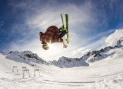 开云体育APP下载-洛城之矛刺破布鲁克林防线，乔治在年度焦点战中接管比赛