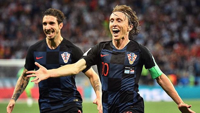 丹麦队提前出线,轻松击败摩尔多瓦队 丹麦队提前出线,轻松击败摩尔多瓦队