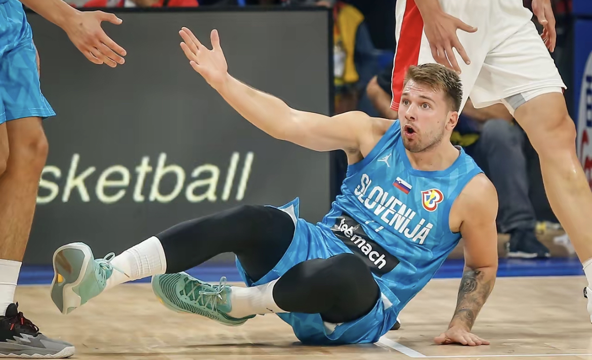 包含波兰队在欧锦赛比赛中浴火重生,实现大逆转的词条 包含波兰队在欧锦赛比赛中浴火重生,实现大逆转的词条