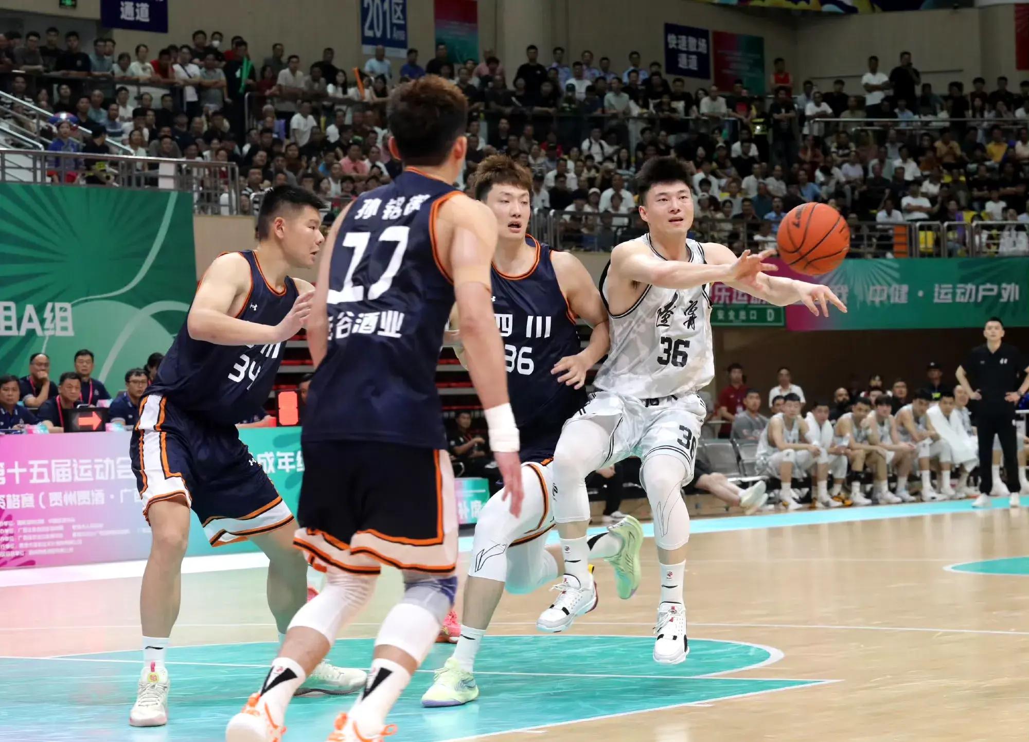 精彩对决:青岛队迎来四川队挑战 精彩对决:青岛队迎来四川队挑战