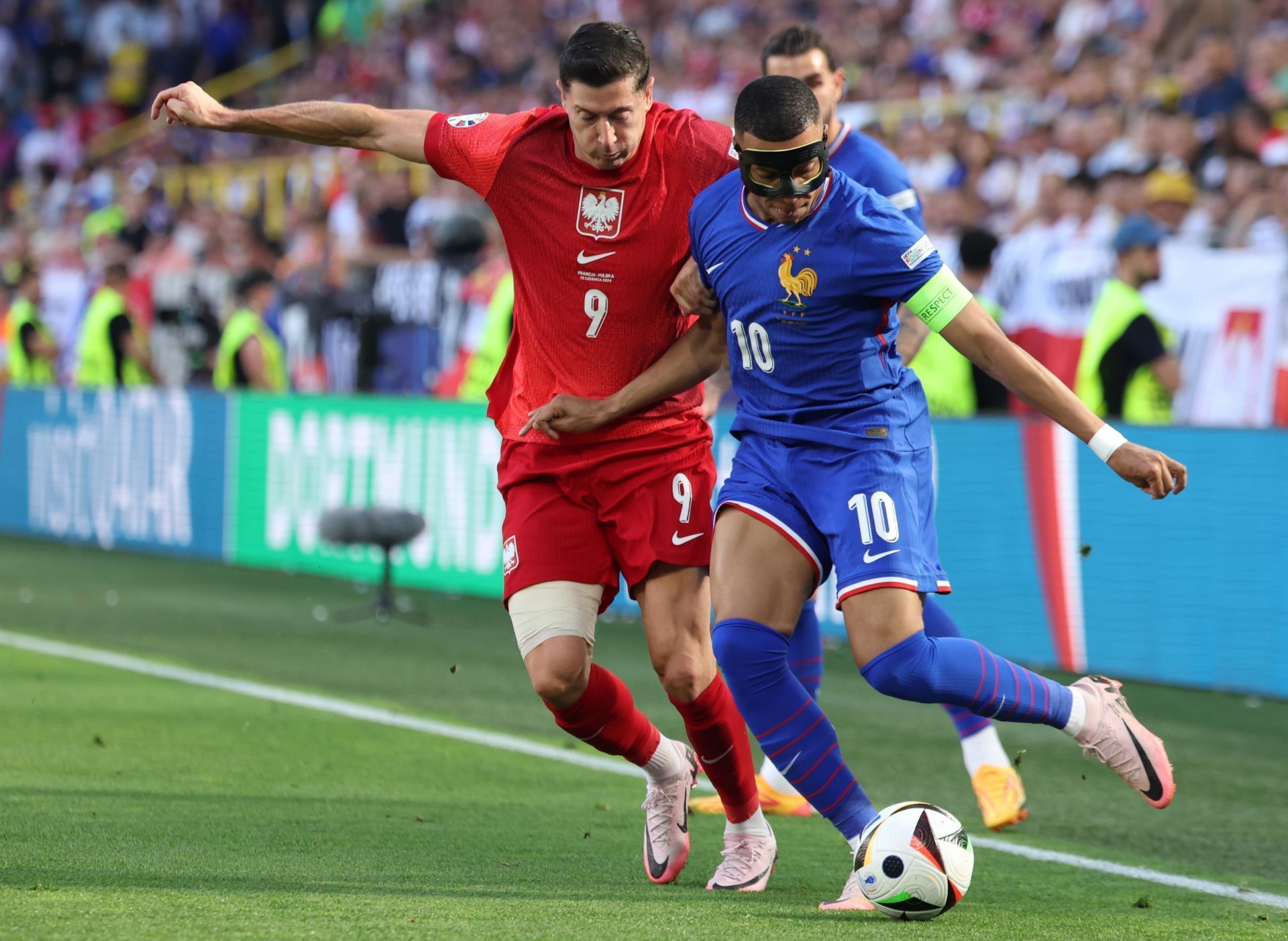 英格兰队平局收官，出线奇迹遥遥无期的简单介绍