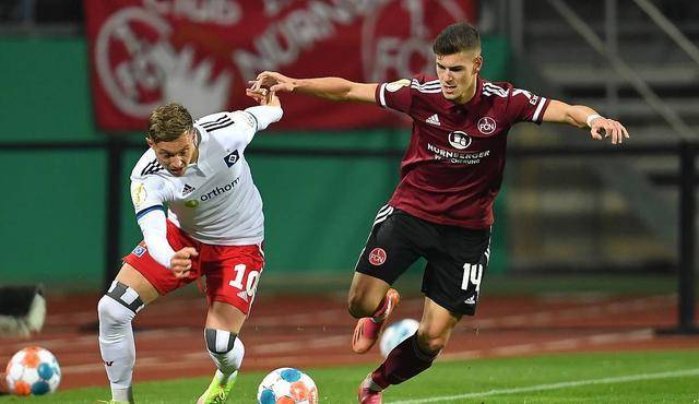 包含汉堡主场失利,战术调整难度加大的词条 包含汉堡主场失利,战术调整难度加大的词条