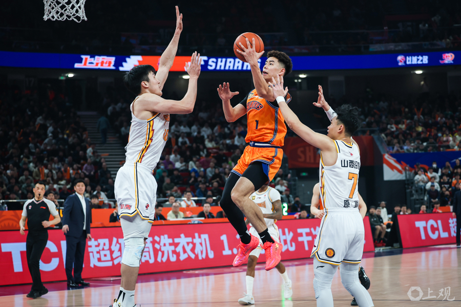 台湾队主场告捷，保持领先优势