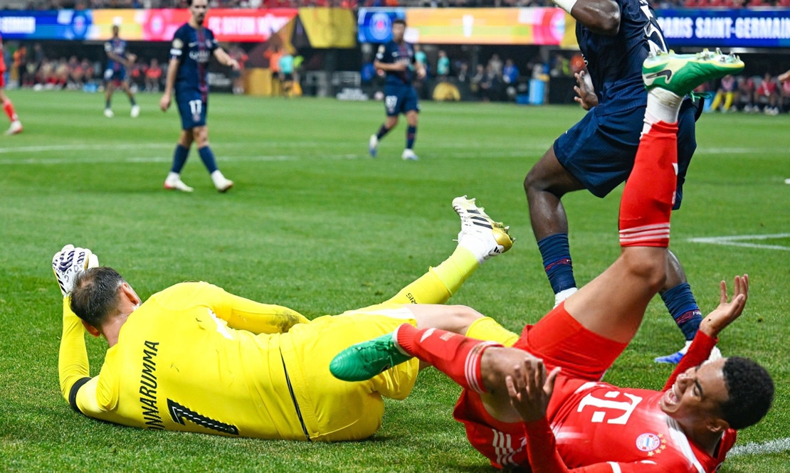 关于足球赛事场面惊心动魄,观众惊叹不已的信息 关于足球赛事场面惊心动魄,观众惊叹不已的信息