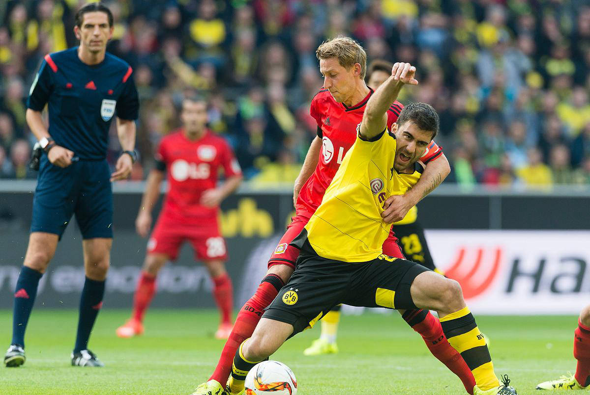 关于沃尔夫斯堡客场惨败,防守漏洞频出的信息 关于沃尔夫斯堡客场惨败,防守漏洞频出的信息