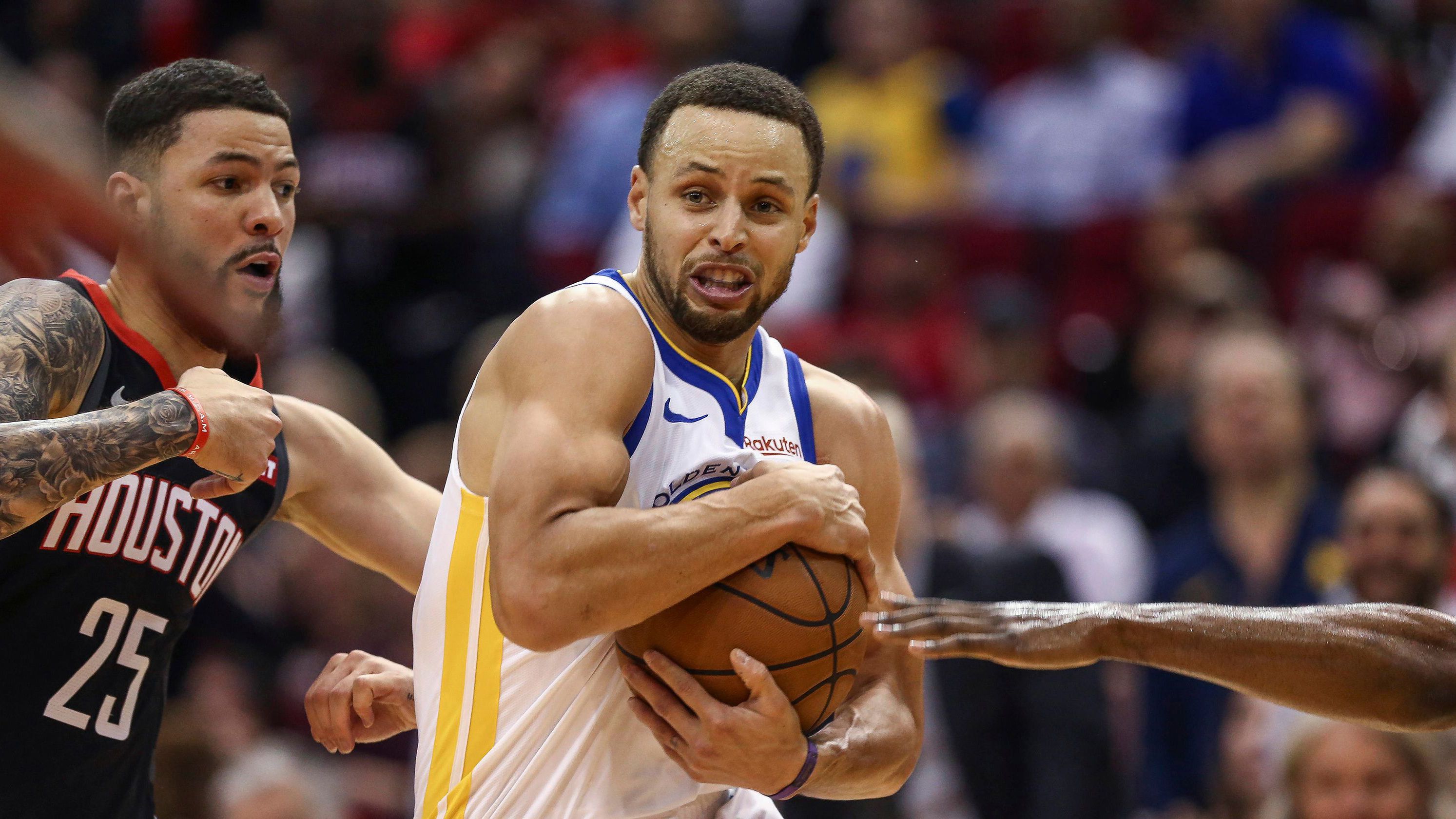 非洲勇士击败强敌,夺得胜利 非洲勇士击败强敌,夺得胜利