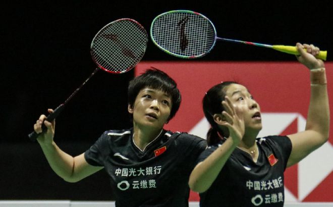 中国队翻盘丹麦队,黄鸭组合高光表现 中国队翻盘丹麦队,黄鸭组合高光表现