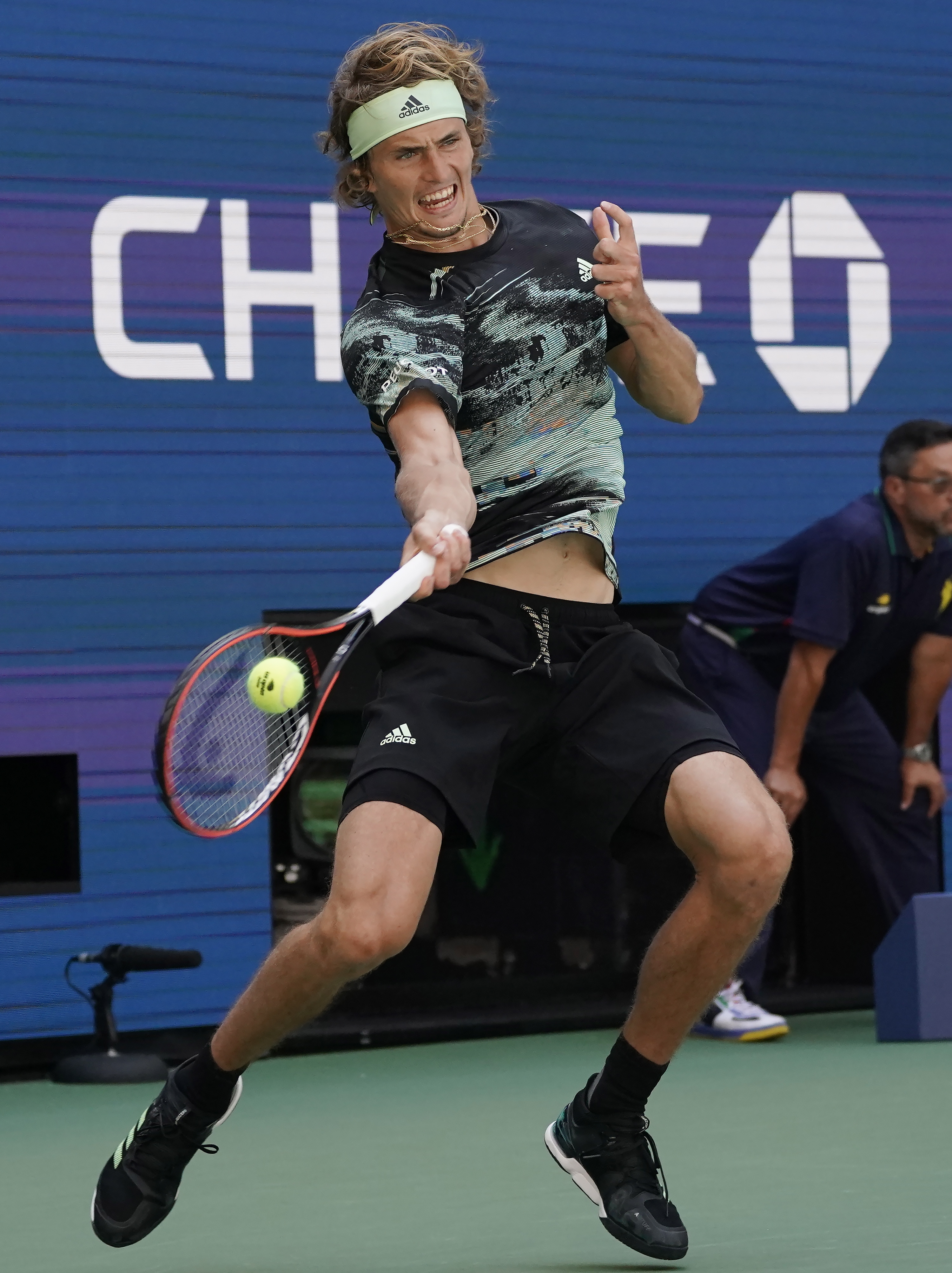 关于美网横扫联合杯,兹维列夫高光表现的信息 关于美网横扫联合杯,兹维列夫高光表现的信息