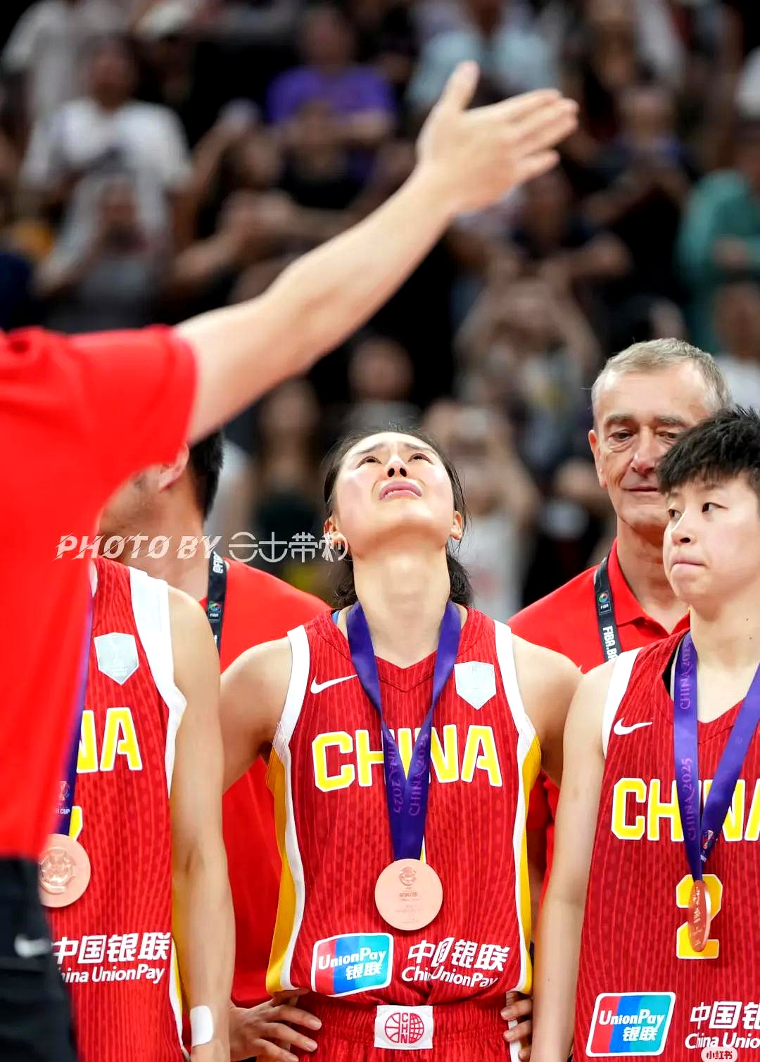 包含中国队完胜丹麦队，戴资颖惊艳四座的词条