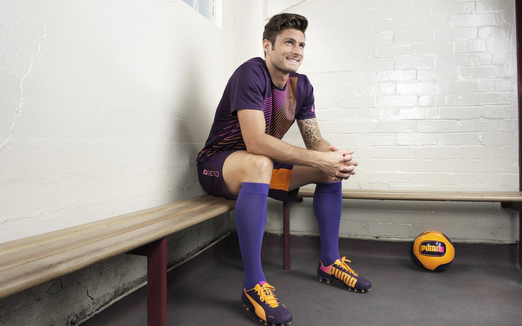 拉什福德压制级发挥引爆全场，哥斯达黎加式战术完胜莱比锡红牛