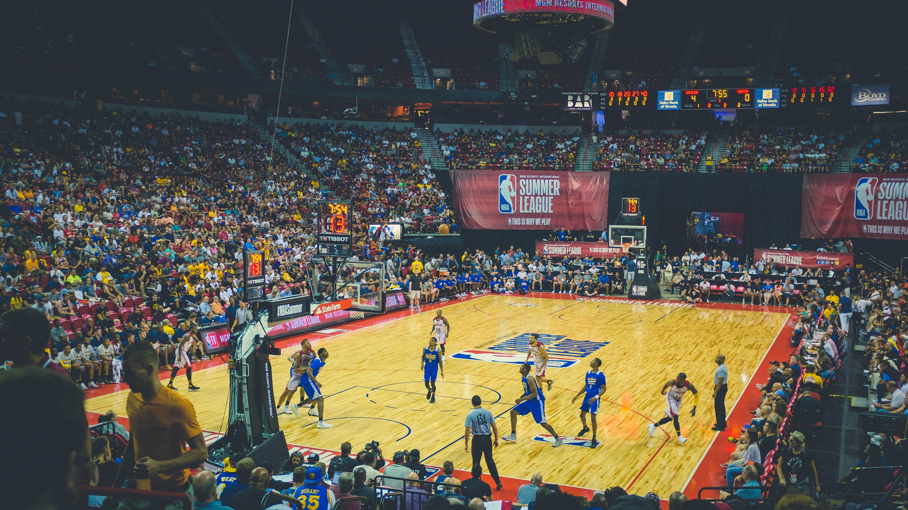 当北美灰熊遇上华南虎，东契奇式统治力如何改写跨洋篮球叙事