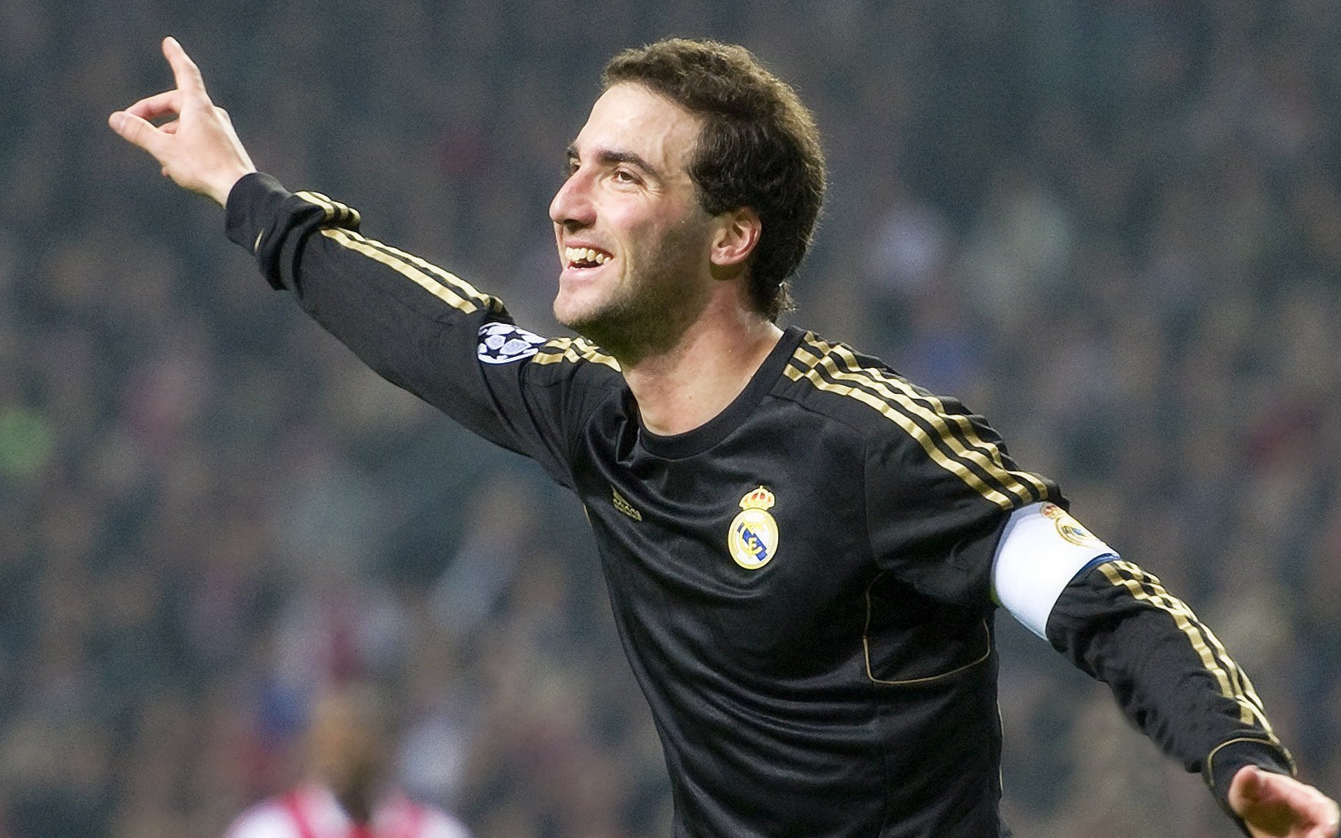 绿茵场上的唯一性，当绝杀与接管成为历史注脚