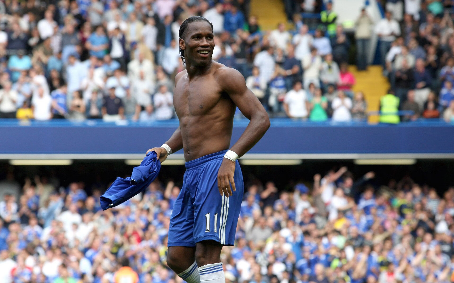 当杜兰特带队取胜，深圳队击败凯尔特人的背后，一场跨越时空的篮球对话